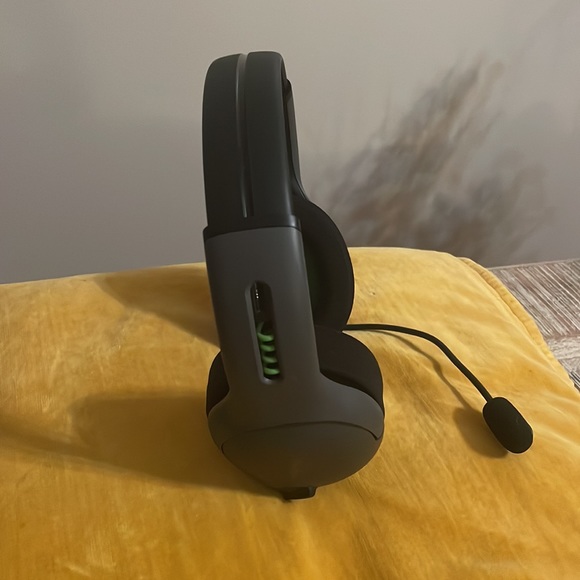 PDP - LVL50 Wireless Stereo Gaming Headset for Xbox - Black - Picture 7 of 10